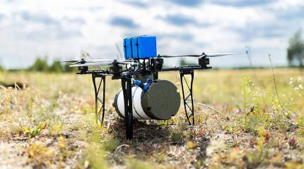 На Украине тестируют FPV-дрон с управлением через оптоволокно и радиоканал