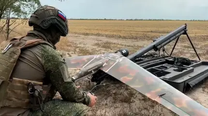 A continuous series of strikes on military facilities in Kherson was noted.