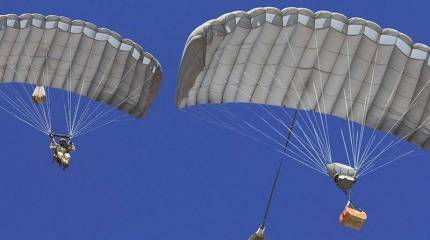 Новейшая грузовая автоматизированная парашютная система «Юнкер-ДГ-250» пошла в войска