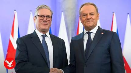 Туск намерен подписать с премьером Британии соглашение о противостоянии России