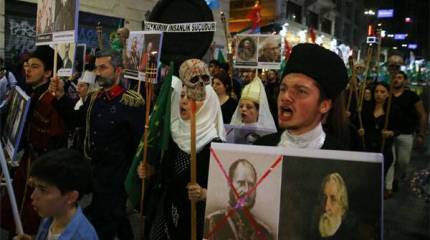 Отделались помидорами. Череда антироссийских публикаций в крупных СМИ Турции