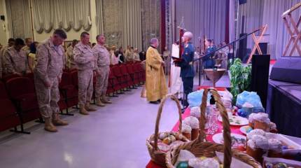 Читатели «Военного обозрения» из разных регионов страны поздравляют наших бойцов со светлым праздником Пасхи