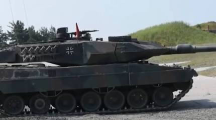 Вице-канцлер ФРГ объяснил отказ поставить танки на Украину исторической памятью