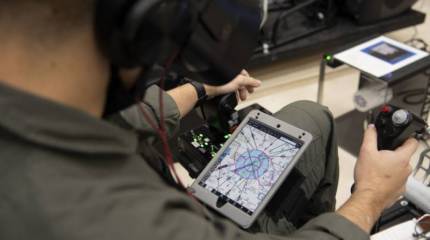 Показано занятие по подготовке лётчиков ВМС США в учебном центре Корпус-Кристи