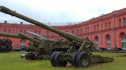 Отстали то ли на 10 лет, то ли навсегда. Отечественная артиллерия переживает далеко не самый лучший период своей жизни