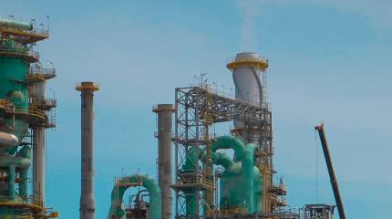 Крупнейший НПЗ Индии возобновил закупку российской нефти