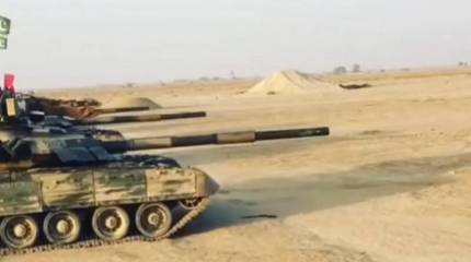 «Идут разговоры о передаче танков»: в чешской прессе пишут о возможной военной помощи Пакистана Украине