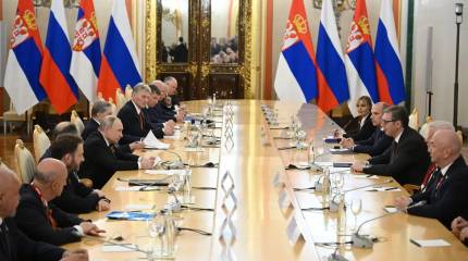 Вучич - Путину: Сербия не собирается вводить санкции против России