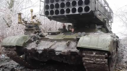 Действующие в зоне СВО огнемётные системы ТОС-1А «Солнцепёк» оснастили комплексами РЭБ «Лесочек»