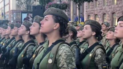 Госсекретарь Минобороны Украины призвала увеличить количество женщин-командиров рот ВСУ на фронте