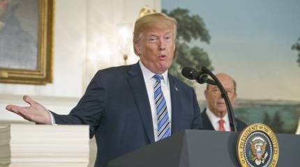 Спираль торговой войны закручивается: Трамп пригрозил Пекину дополнительными пошлинами