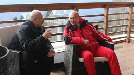 Путин признал победу Лукашенко и теперь будет ждать создания военных баз на границе с Польшей - пресса Чехии