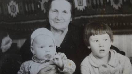 Прабабушка Пелагея шагает со мной