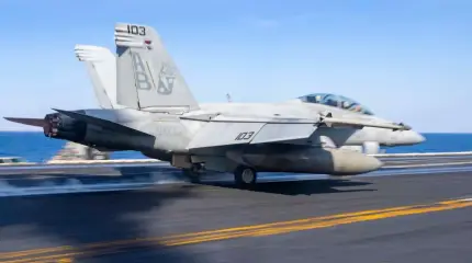 Как авианосная группа свой самолет сбила