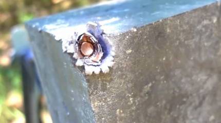 Насколько эффективна пуля против свинцового блока?