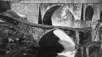 Чертовщина на мосту