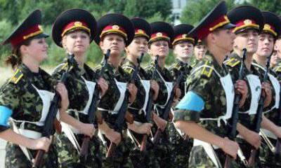 Белорусок будут призывать на военные сборы