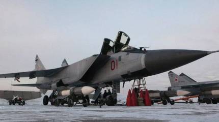 Истребитель МИГ-31БМ расчищает дорогу бомбардировщикам ТУ-95