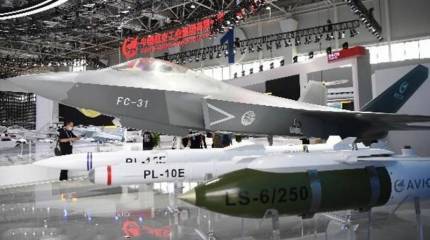 «Опять разочарование»: китайские эксперты комментируют показ на авиасалоне в Чжухае очередного макета J-31 вместо реального палубного истребителя