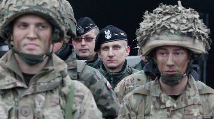 Американский аналитик: НАТО проводит военные учения в Прибалтике от бессилия