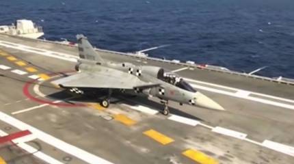 В Индии заявили о работе по импортозамещению МиГ-29К и МиГ-29КУБ на основе Tejas-Navy