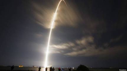 Ракета-носитель Falcon получила повреждения при приземлении