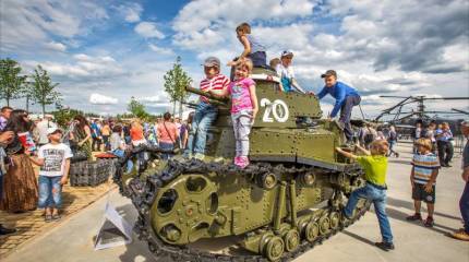 Дайте танк юному россиянину! Нужно...