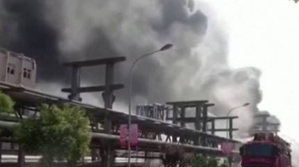 В Китае на химическом заводе прогремел мощный взрыв