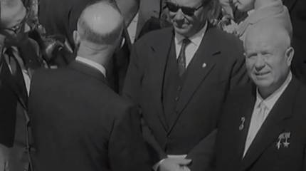 Уже 40 лет должны были жить при коммунизме: как Хрущёв СССР обманул