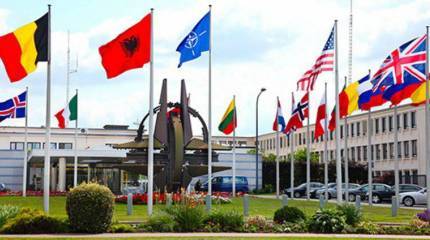 «Spiegel»: в руководстве НАТО никто всерьёз не верит в реальную агрессию со стороны России