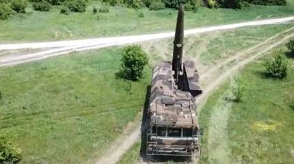 Ударом ракет ОТРК «Искандер» уничтожен пункт временной дислокации артиллеристов ВСУ в Славянске