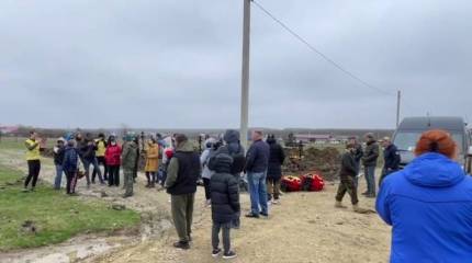 Похороны бойцов ЧВК «Вагнер» на кладбище в Горячем Ключе состоялись несмотря на противодействие со стороны местных властей