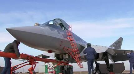 Заслуженный пилот РФ: Китай заинтересован в покупке Су-57, так как полноценных истребителей нового поколения у него нет