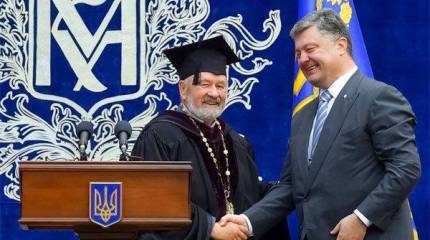 Порошенко "насчитал" уже 200 тысяч российских военнослужащих на Украине