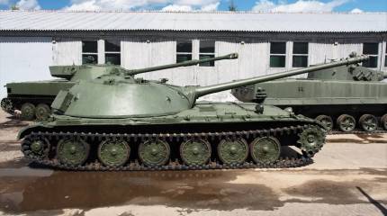 Артсамоход СУ-100М в фокусе макетной комиссии