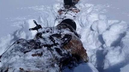 В Китае показали патрулирование границы "по горло в снегу"