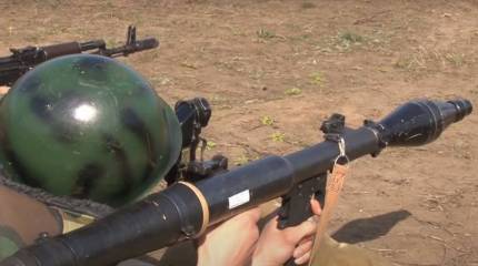 Гранатометчик российской армии притворился украинцем и в одиночку захватил в плен троих боевиков ВСУ