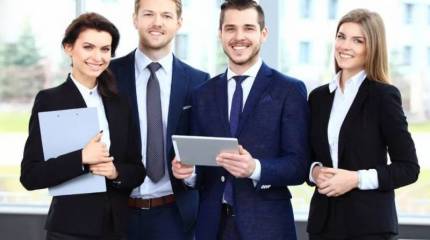 Поколение миллениума против бизнесменов 90-х годов: бой до победы