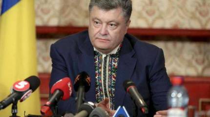 Ехидные комментарии. Пётр Алексеевич не понимает, что его вежливо посылают