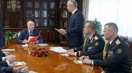 В ответ на наращивание сил НАТО у границ Белоруссии Минск готов призвать на помощь армию России