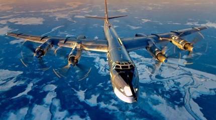 Стратегический бомбардировщик-ракетоносец Ту-95. Инфографика