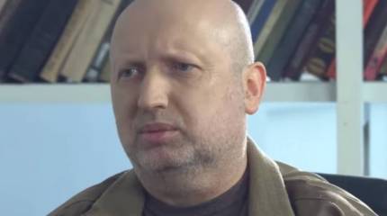 Турчинов рассказал, почему Украина не объявила России войну