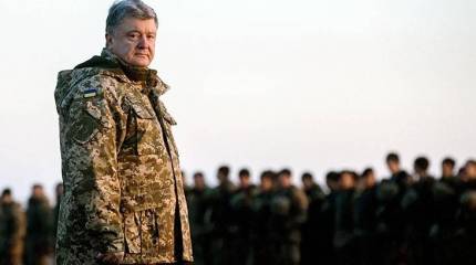 Порошенко: Украинские военнослужащие - это воины мира