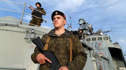 Корабли ВМФ будут охранять группы антитеррора