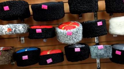 Обсуждается указ президента Путина об отмене использования каракулевых шапок старшими офицерами ВС РФ