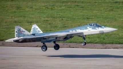 Глава Минпромторга заявил о разработке проекта модернизации истребителя 5-го поколения Су-57