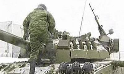 In the Urals, a soldier was accidentally shot from a tank; he survived with terrible wounds.