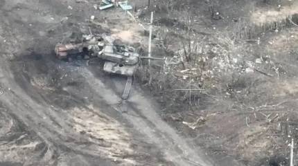 AP: Американские танки Abrams сняты с линии фронта и выведены в тыл украинской армии