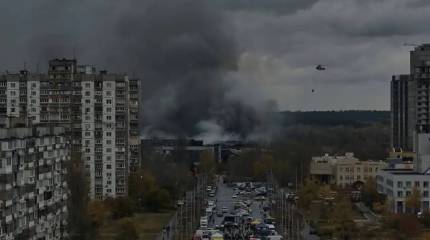 После утренней атаки в Киеве горят ТЭЦ-6 и радиозавод