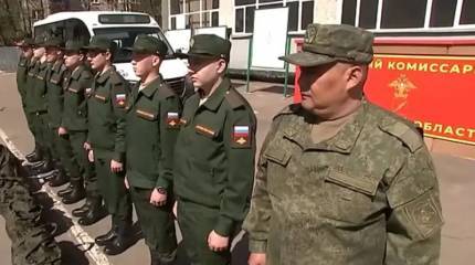 В Госдуме рассказали, что отправлять на службу призывников этой осенью будут по старым правилам вручения повесток